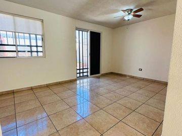 CASA EN RENTA EQUIPADA y CON GRAN UBICACIÓN