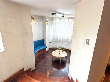 ¡REMATO EXCLUSIVA CASA EN SURCO FRENTE A PARQUE EN ESQUINA!