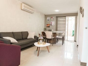 Casa en venta, Urb. Villas del Rey - La Aurora