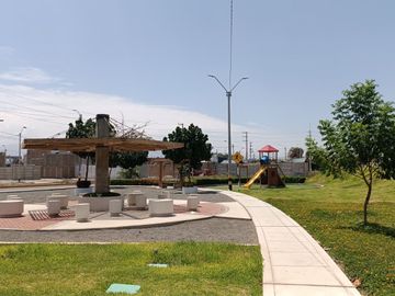 Oportunidad Única: Terreno de 90.12 m² en La Florida, Ica
