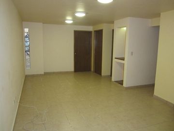 Edificio de Departamentos en Venta, En Colonia Lomas de la Soledad