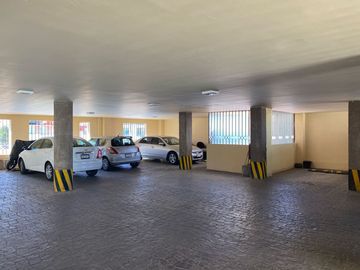 Edificio de Departamentos en Venta, En Colonia Lomas de la Soledad