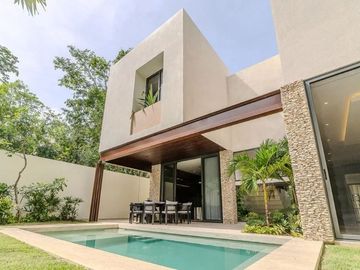Espectacular Casa en Valenia Playa del Carmen