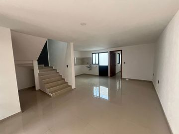 Casa Fatima Apizaco, Tlaxcala. 2 Niveles 3 Habitaciones.