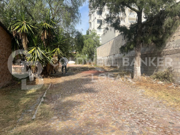 Venta de Terreno en Jardines de Atizapan