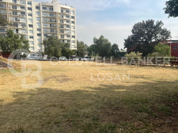 Venta de Terreno en Jardines de Atizapan