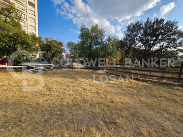 Venta de Terreno en Jardines de Atizapan