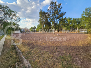 Venta de Terreno en Jardines de Atizapan