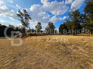 Venta de Terreno en Jardines de Atizapan