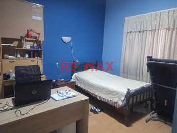 Se Vende Casa En Cercado De Villa Maria Del Triunfo