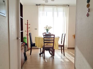 VENDO AMPLIO DEPARTAMENTO - LA CISTERNA