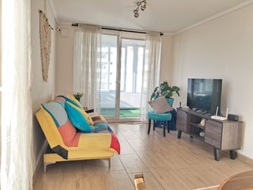 VENDO AMPLIO DEPARTAMENTO - LA CISTERNA