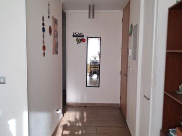 VENDO AMPLIO DEPARTAMENTO - LA CISTERNA