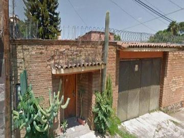 Casa En Venta En Guayabos 22, Las Palmas, Cuernavaca, Morelos