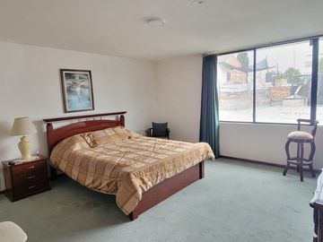 VENTA CASA EN LOS ALAMOS RIOBAMBA