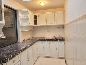 VENTA CASA EN LOS ALAMOS RIOBAMBA