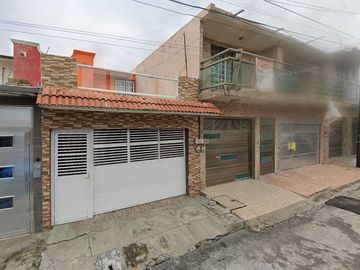 OY CASA EN VENTA LOMAS DEL RIO, VERACRUZ, VER.