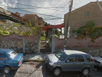 CASA EN SAN CARLOS BORRONEO, LOMAS DE AHUATLAN EN CUERNAVACA, MORELOS ¡¡¡NO CREDITOS!!!