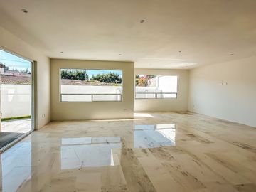 CASA EN VENTA CON ALBERCA EN EL CRISTO, ATLIXCO.