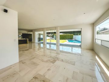 CASA EN VENTA CON ALBERCA EN EL CRISTO, ATLIXCO.