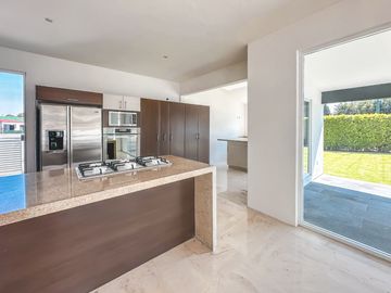 CASA EN VENTA CON ALBERCA EN EL CRISTO, ATLIXCO.