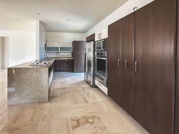 CASA EN VENTA CON ALBERCA EN EL CRISTO, ATLIXCO.