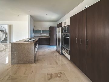 CASA EN VENTA CON ALBERCA EN EL CRISTO, ATLIXCO.