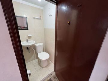 Venta Hostal Versalles