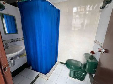 Venta Hostal Versalles
