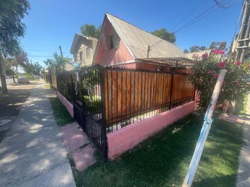 Casa Ampliada en Av. Olimpo, Maipú.