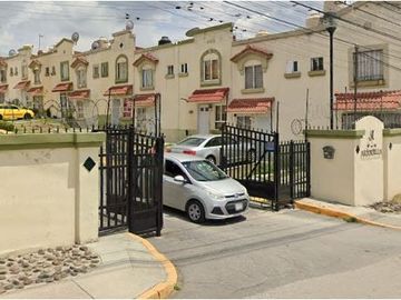 EPGN (EMB) CASA EN VENTA EN URBI VILLA DEL REY EDO MEX