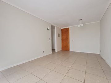 En venta Depto. 2D 1B, piso 8, Cond. Playa Pacífico I, Avenida Pacífico, La Serena