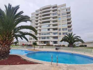 En venta Depto. 2D 1B, piso 8, Cond. Playa Pacífico I, Avenida Pacífico, La Serena