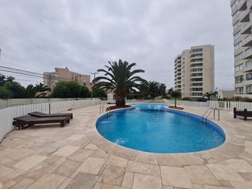 En venta Depto. 2D 1B, piso 8, Cond. Playa Pacífico I, Avenida Pacífico, La Serena