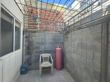 CASA en VENTA en VIÑEDOS 3 Recamaras 3 baños completo 