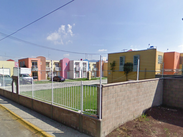 CASA EN REMATE EN HACIENDA DEL JARDIN TULTEPEC