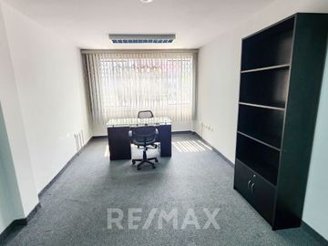 ALQUILER DE OFICINA AMOBLADA, EQUIPADA EN SAN ISIDRO 20m2