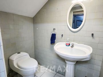 ALQUILER DE OFICINA AMOBLADA, EQUIPADA EN SAN ISIDRO 20m2