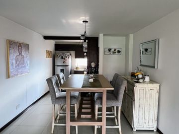 VENDO APARTAMENTO EN LA TRANSVERSAL INFERIOR 116 METROS