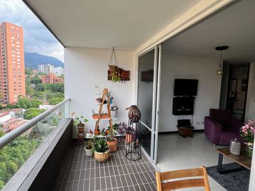 VENDO APARTAMENTO EN LA TRANSVERSAL INFERIOR 116 METROS