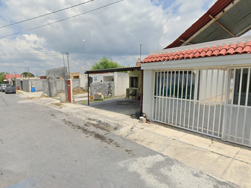 VENTA CASA EN FRACC $531,000.00M P. ISABEL GARZA, CERRALVO, NL
