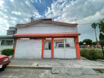 CASA EN VENTA JARDINES DE MORELOS SECC MONTES. ECATEPEC