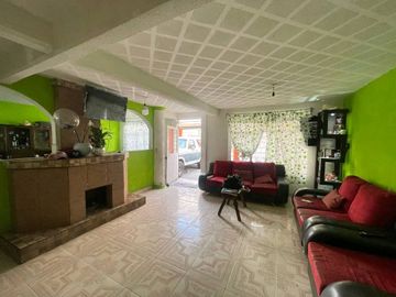 CASA EN VENTA JARDINES DE MORELOS SECC MONTES. ECATEPEC
