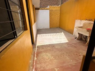 VENTA DE DEPARTAMENTO PRIMER PISO LA PERLA ALTA