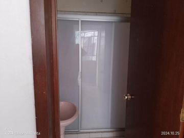 VENTA CASA CON DEPARTAMENTOS INDEPENDIENTES CELAYA GTO