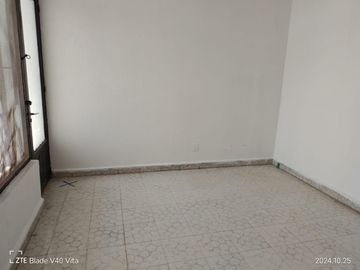 VENTA CASA CON DEPARTAMENTOS INDEPENDIENTES CELAYA GTO