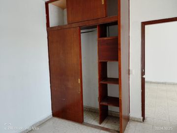 VENTA CASA CON DEPARTAMENTOS INDEPENDIENTES CELAYA GTO