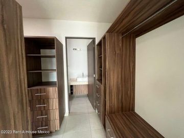 Casa en venta fraccionamiento La Vista, Querétaro. ¡Entrega Inmediata! Estrena la Casa de tus Sueños en el Corazón del Nuevo Querétaro.