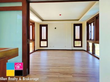 Brand-new House and Lot with Swimming Pool in Amara Liloan Cebu