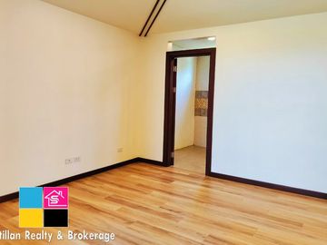 Brand-new House and Lot with Swimming Pool in Amara Liloan Cebu